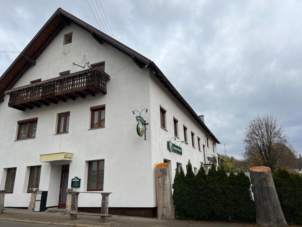 Hotel Hirsch Fluorn-Winzeln Exteriör bild
